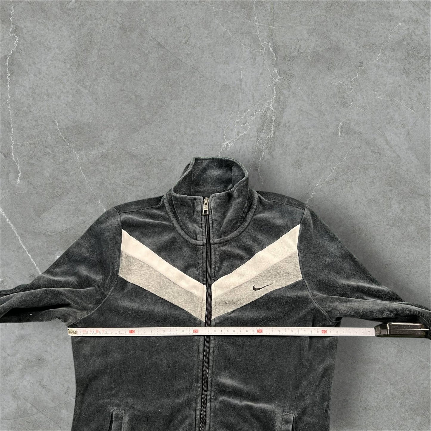 Felpa Nike The Athletic Dept in velluto Nike