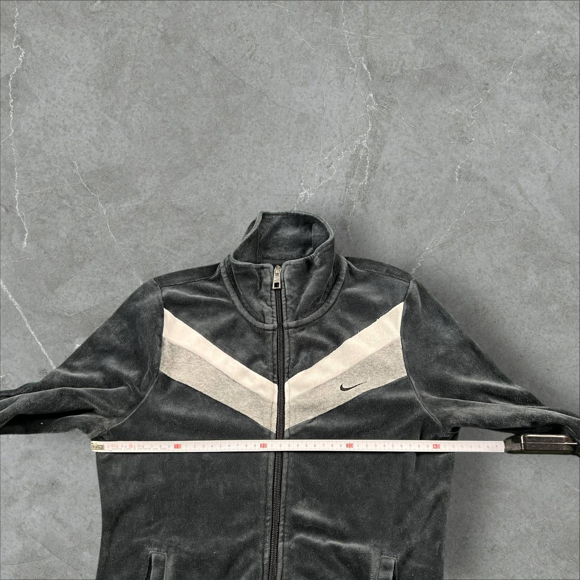 Felpa Nike The Athletic Dept in velluto Nike