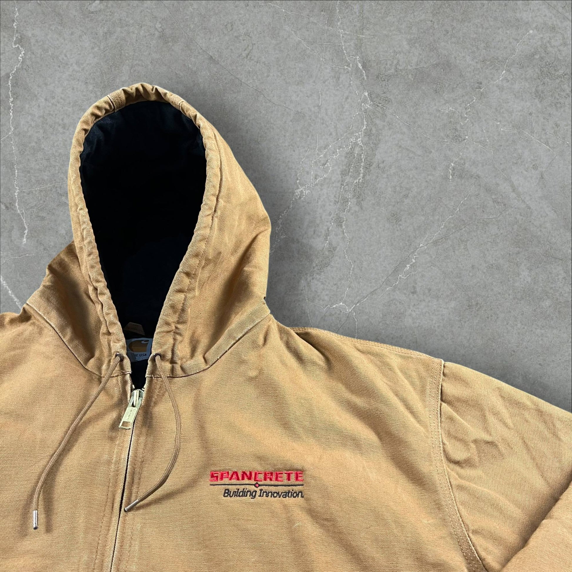 Giacca Carhartt Active J140 Brown Quilted “Spancrete Building Innovation” Made in the USA Carhartt