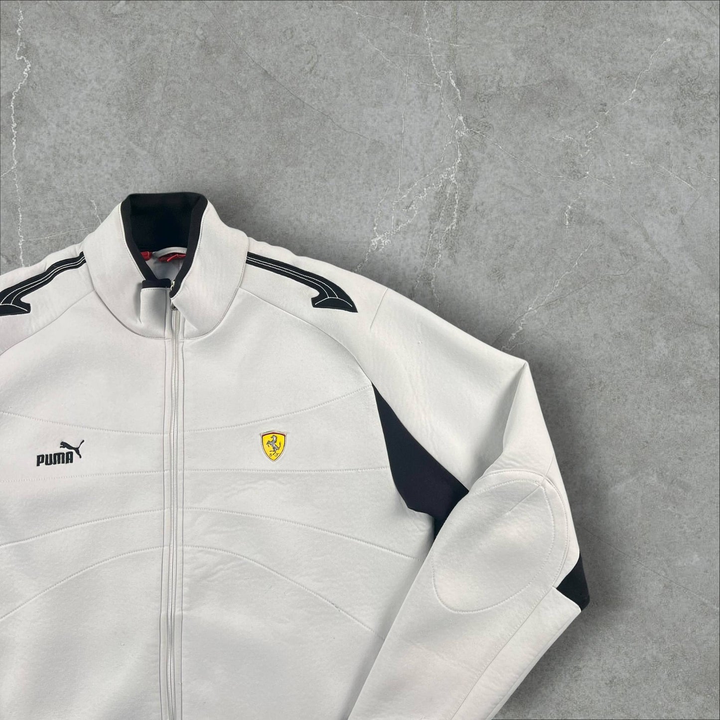 Felpa vintage Puma x Scuderia Ferrari Formula 1 in Edizione Limitata Ferrari