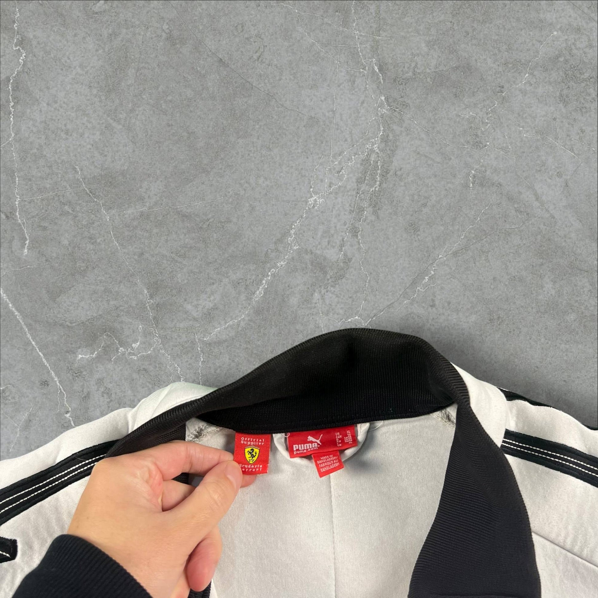 Felpa vintage Puma x Scuderia Ferrari Formula 1 in Edizione Limitata Ferrari