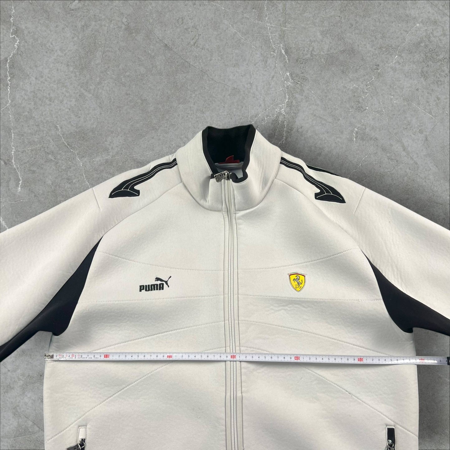 Felpa vintage Puma x Scuderia Ferrari Formula 1 in Edizione Limitata Ferrari