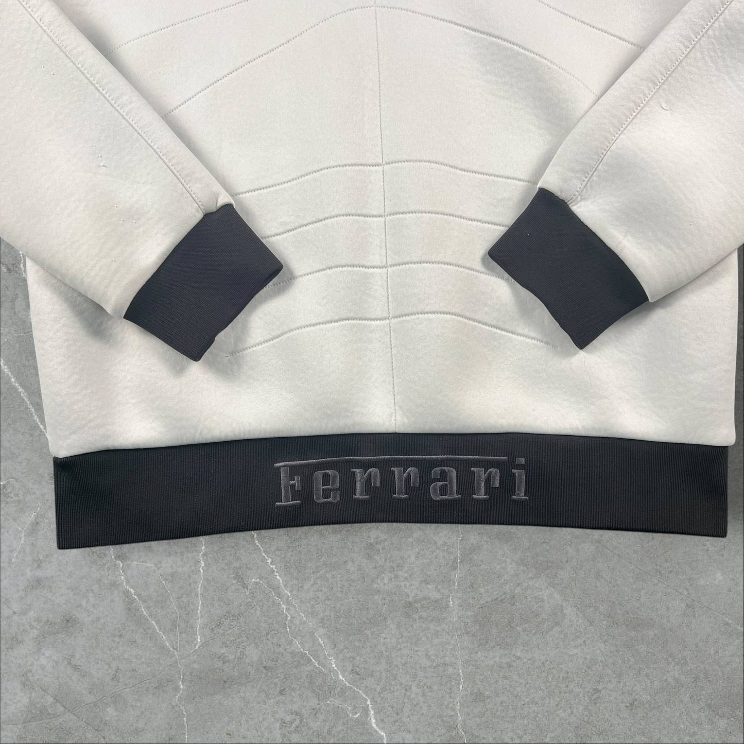 Felpa vintage Puma x Scuderia Ferrari Formula 1 in Edizione Limitata Ferrari